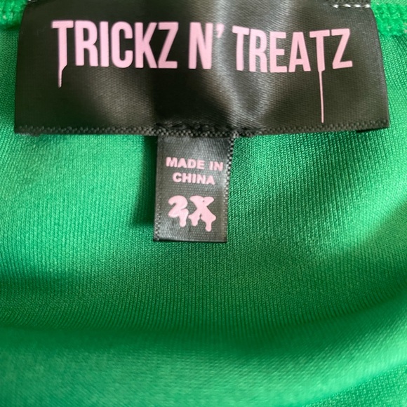 Trickz N' Treatz THC Cheerleader Costume Just Top Dolls Kill Size 2XL - Picture 4 of 6